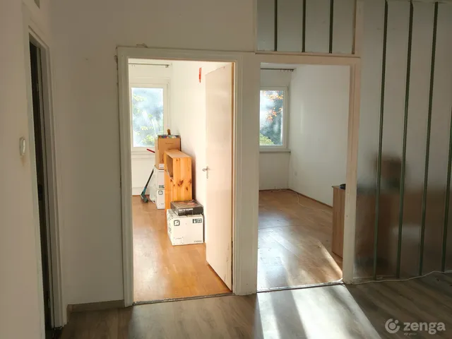 Eladó lakás Debrecen, Vargakert 61 nm