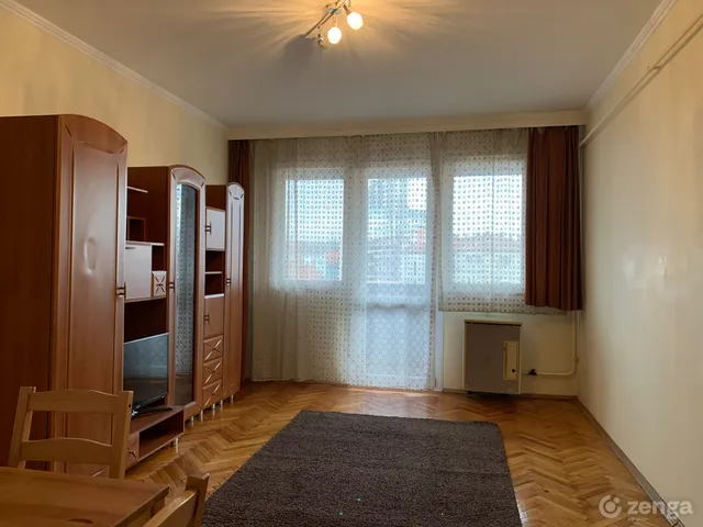 Eladó lakás Szolnok, Belváros 30 nm