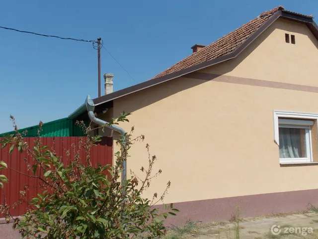 Eladó ház Szank 75 nm