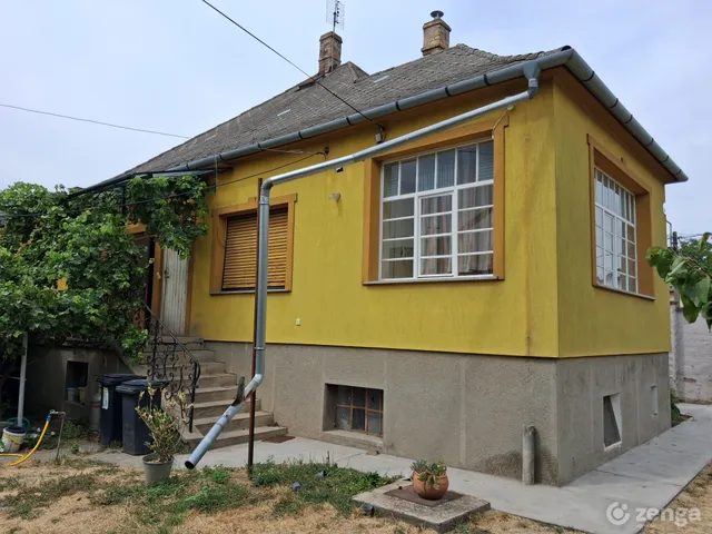Eladó ház Dunaföldvár 112 nm