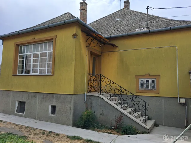 Eladó ház Dunaföldvár 112 nm