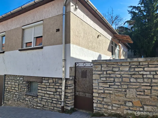 Eladó ház Veszprém, Belváros 90 nm