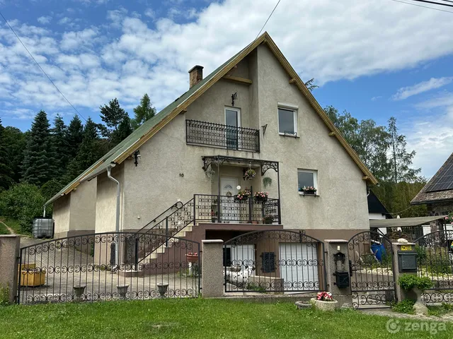 Eladó ház Várgesztes 266 nm