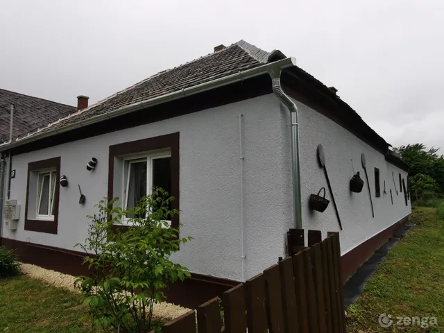 Eladó ház Ukk 90 nm