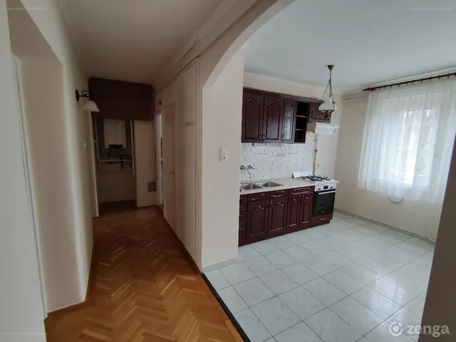 Eladó lakás Kecskemét 67 nm