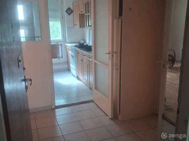 Eladó lakás Pécs, Kertváros 40 nm