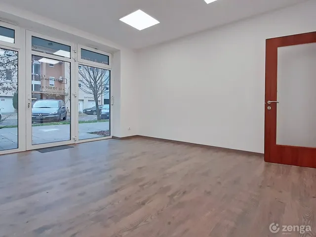 Kiadó kereskedelmi és ipari ingatlan Sopron, Aranyhegy 44 nm