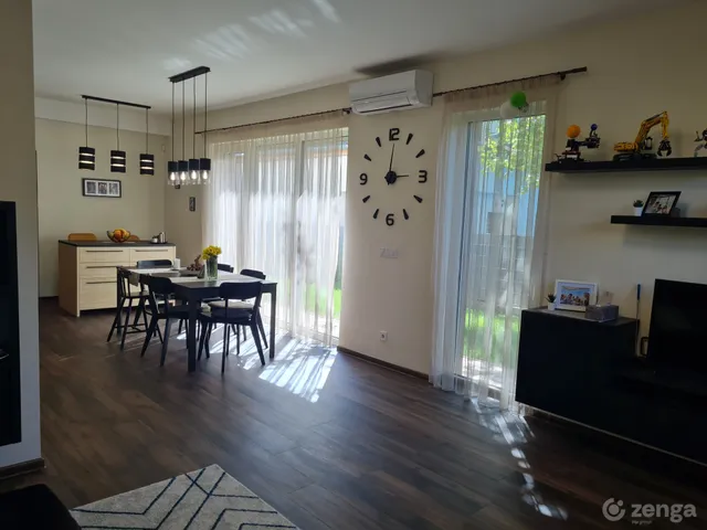 Eladó ház Budapest XVIII. kerület, Erzsébettelep 131 nm