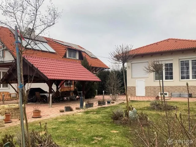 Eladó ház Szeged, Újszeged 434 nm