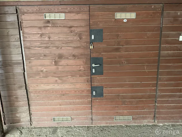 Eladó garázs Budapest XIII. kerület, Angyalföld 17 nm