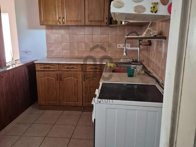Eladó nyaraló Monor 87 nm