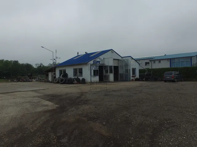 Eladó kereskedelmi és ipari ingatlan Monor 127 nm