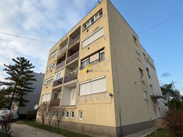Eladó lakás Szombathely, Kámon 62 nm