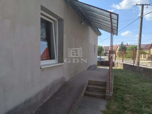 Eladó ház Kunszentmiklós 80 nm