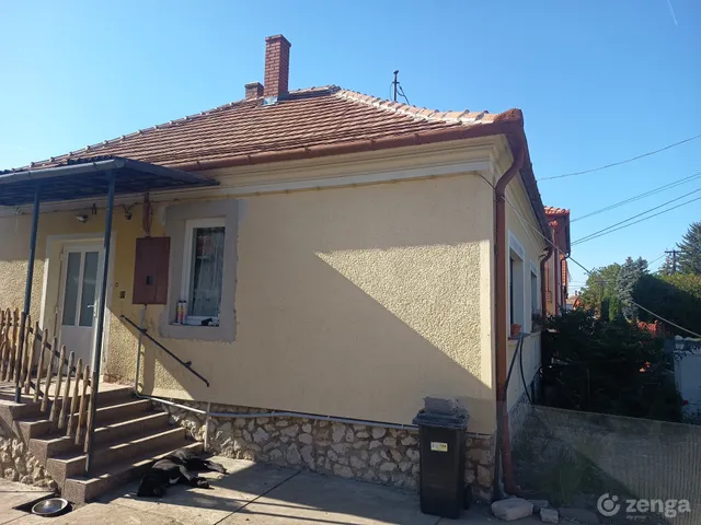 Eladó ház Kóny 79 nm