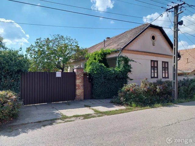 Eladó ház Kiskőrös 90 nm