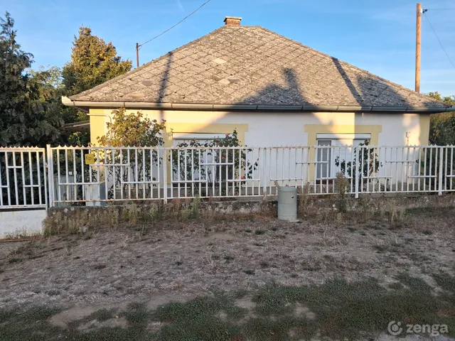 Eladó ház Buj, Hunyadi utca 60 nm