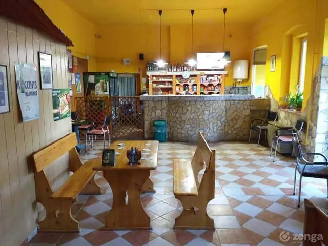 Eladó kereskedelmi és ipari ingatlan Erdőtelek 176 nm
