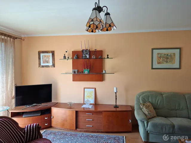 Eladó lakás Szentendre, Izbég, Szentlászlói út 68 nm