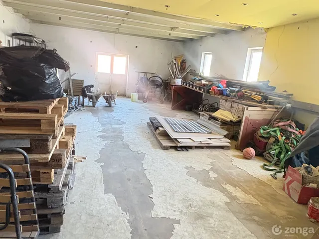 Eladó kereskedelmi és ipari ingatlan Heves 250 nm