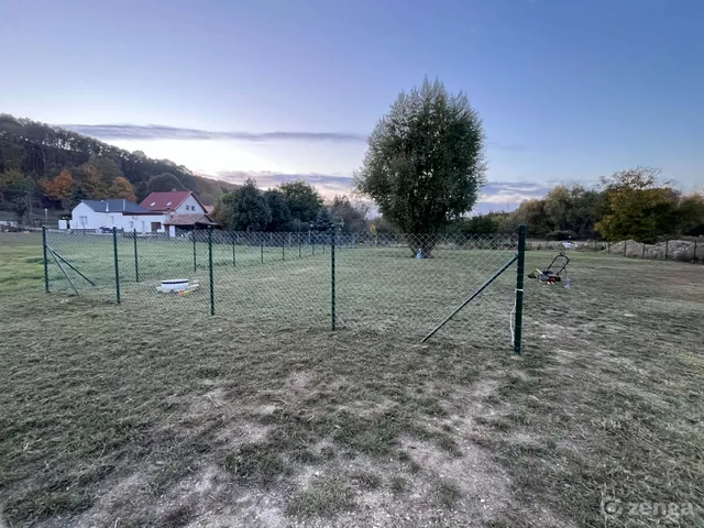 Eladó telek Óbarok 833 nm