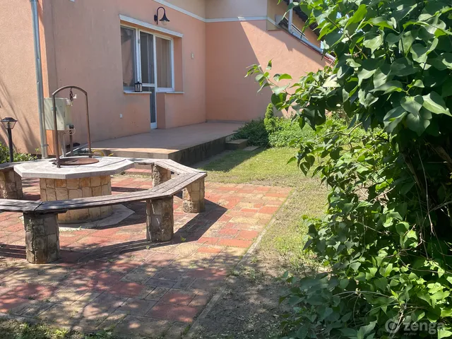 Eladó ház Debrecen, Veres Péter-kert 100 nm