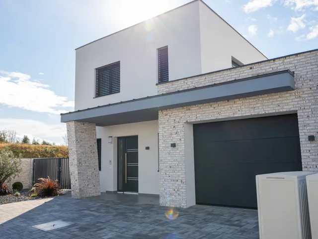 Eladó lakás Győr, Likócs 142 nm