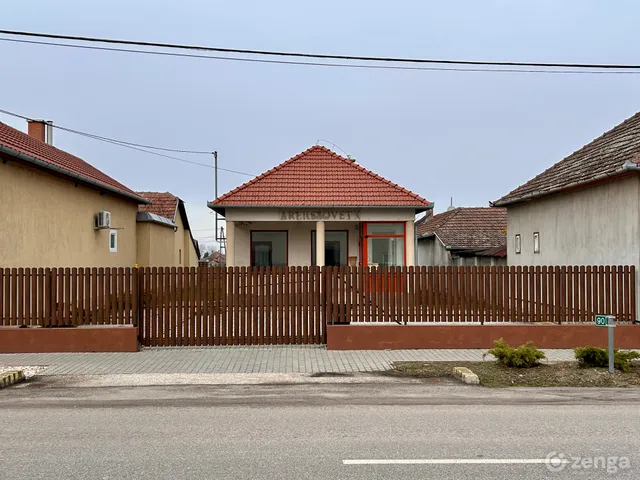 Eladó ház Kocsér 60 nm