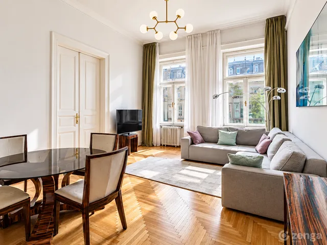 Eladó lakás Budapest VI. kerület, Nagykörúton belüli terület 74 nm
