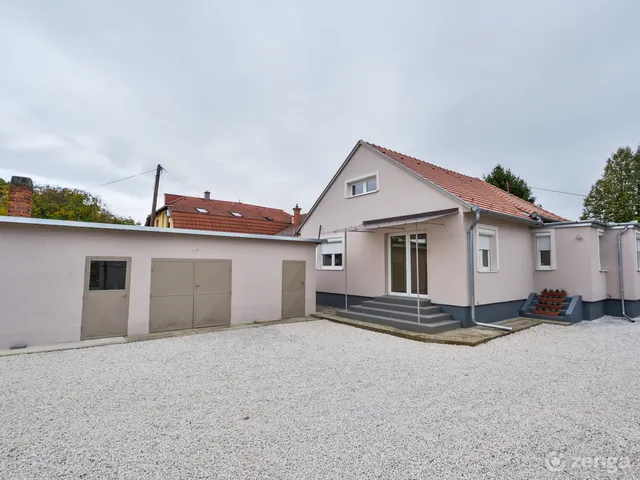Eladó ház Siklós, Sallai utca 6. 105 nm