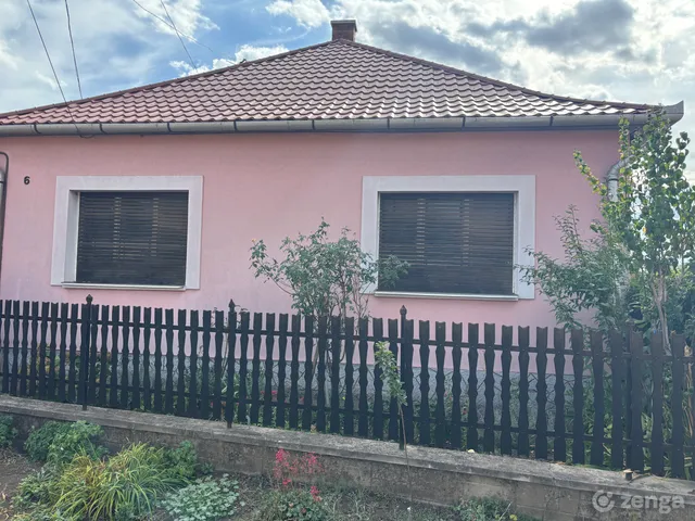 Eladó ház Gyöngyöspata 80 nm