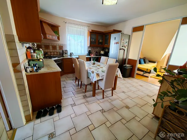Eladó lakás Debrecen, Hatvan utcai kert 74 nm