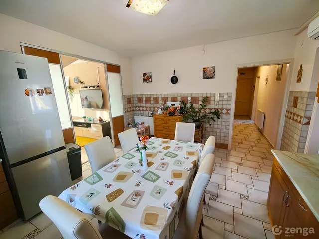 Eladó lakás Debrecen, Hatvan utcai kert 74 nm