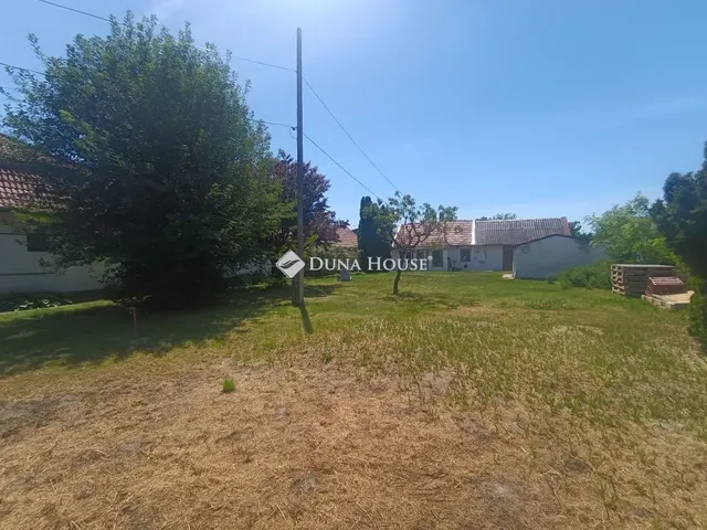 Eladó ház Kiskunlacháza 68 nm