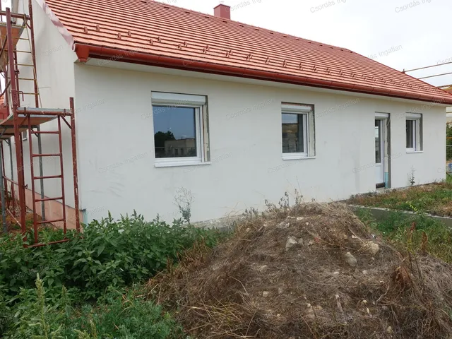 Eladó ház Hajmáskér 125 nm