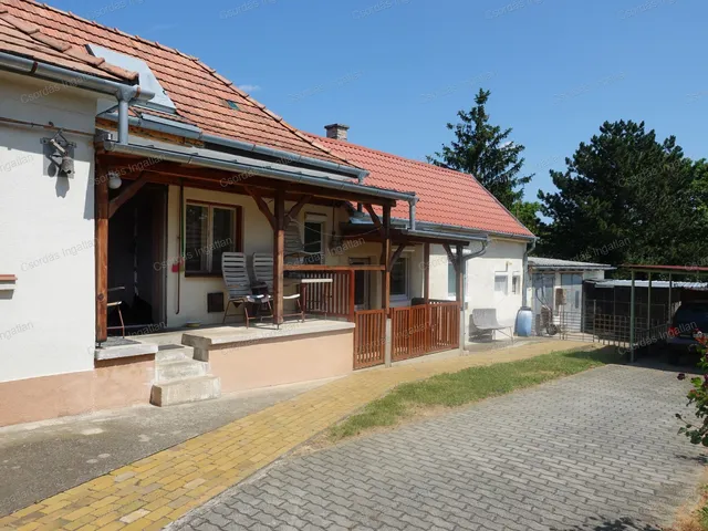 Eladó ház Veszprém, Dózsaváros 103 nm