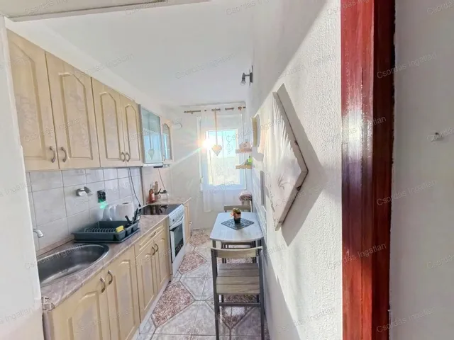 Eladó lakás Várpalota 42 nm