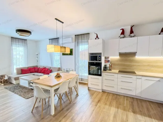 Eladó ház Herend 108 nm