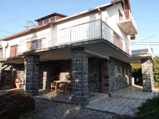 Eladó ház Badacsonytomaj, Badacsony, Kossuth utca 240 nm