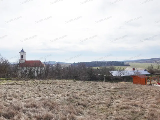 Eladó ház Királyszentistván 134 nm