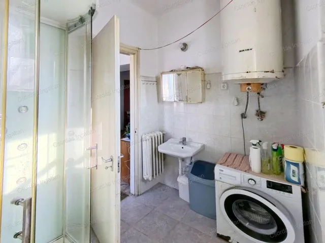 Eladó ház Nemesvámos, Kossuth Lajos utca 70 nm