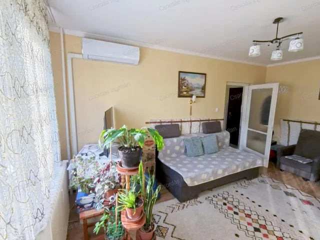 Eladó lakás Ajka, Kohász utca 36 nm