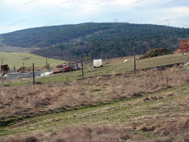 Eladó ház Királyszentistván 102 nm