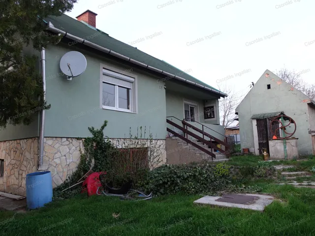 Eladó ház Veszprém, Kádárta 100 nm