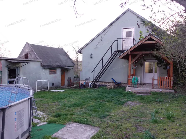 Eladó ház Veszprém, Kádárta, Tószeg utca 100 nm