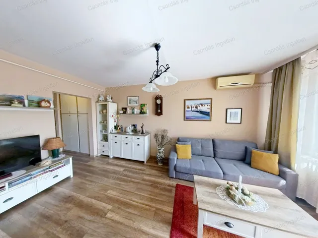 Eladó lakás Veszprém, Egry József utcai lakótelep 69 nm