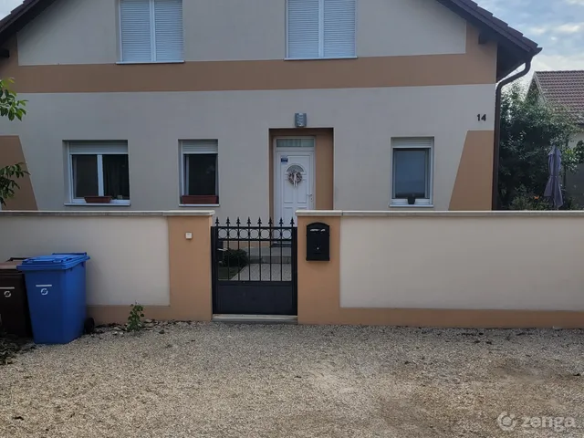 Kiadó ház Mosonmagyaróvár, Duna lakópark 96 nm