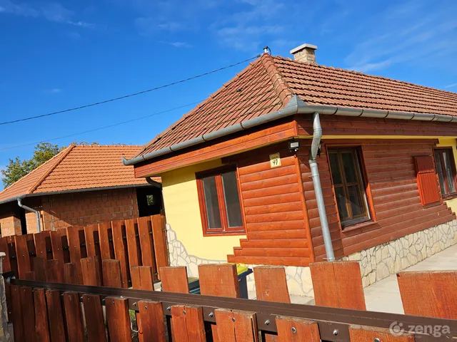 Eladó ház Albertirsa, Üdülőtelep 85 nm