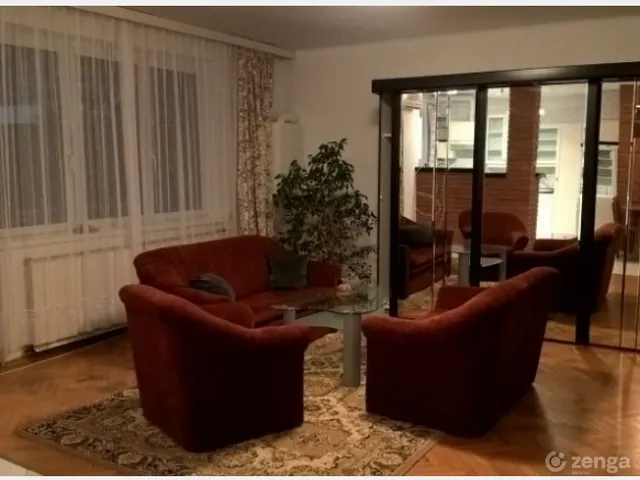 Kiadó lakás Veszprém, Cholnokyváros 74 nm