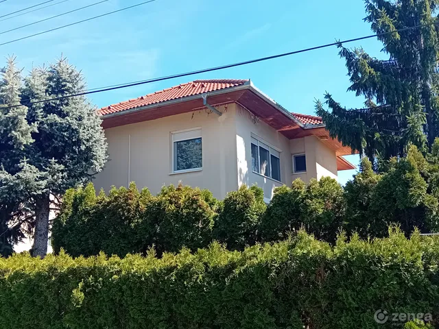 Eladó ház Balatonszárszó 180 nm